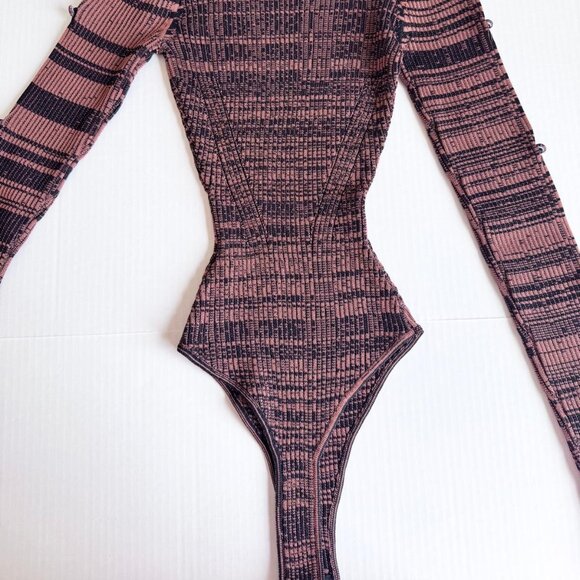 WAYF Bodycon Bodysuit - Picture 7 of 10